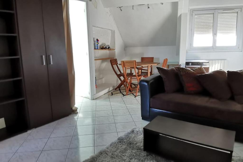 F2 35-44M2 9 Mins Voiture Chateau 4Pers 1Ch+Sejour Le Chesnay  Esterno foto
