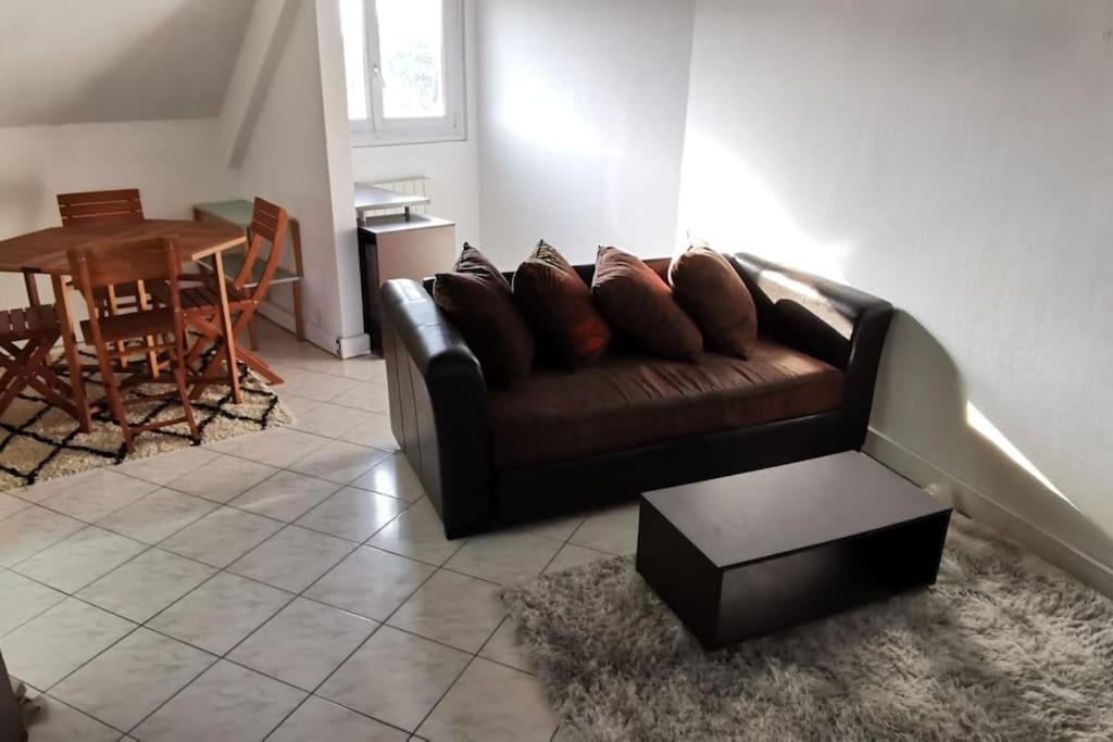 F2 35-44M2 9 Mins Voiture Chateau 4Pers 1Ch+Sejour Le Chesnay  Esterno foto