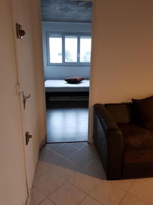 F2 35-44M2 9 Mins Voiture Chateau 4Pers 1Ch+Sejour Le Chesnay  Esterno foto